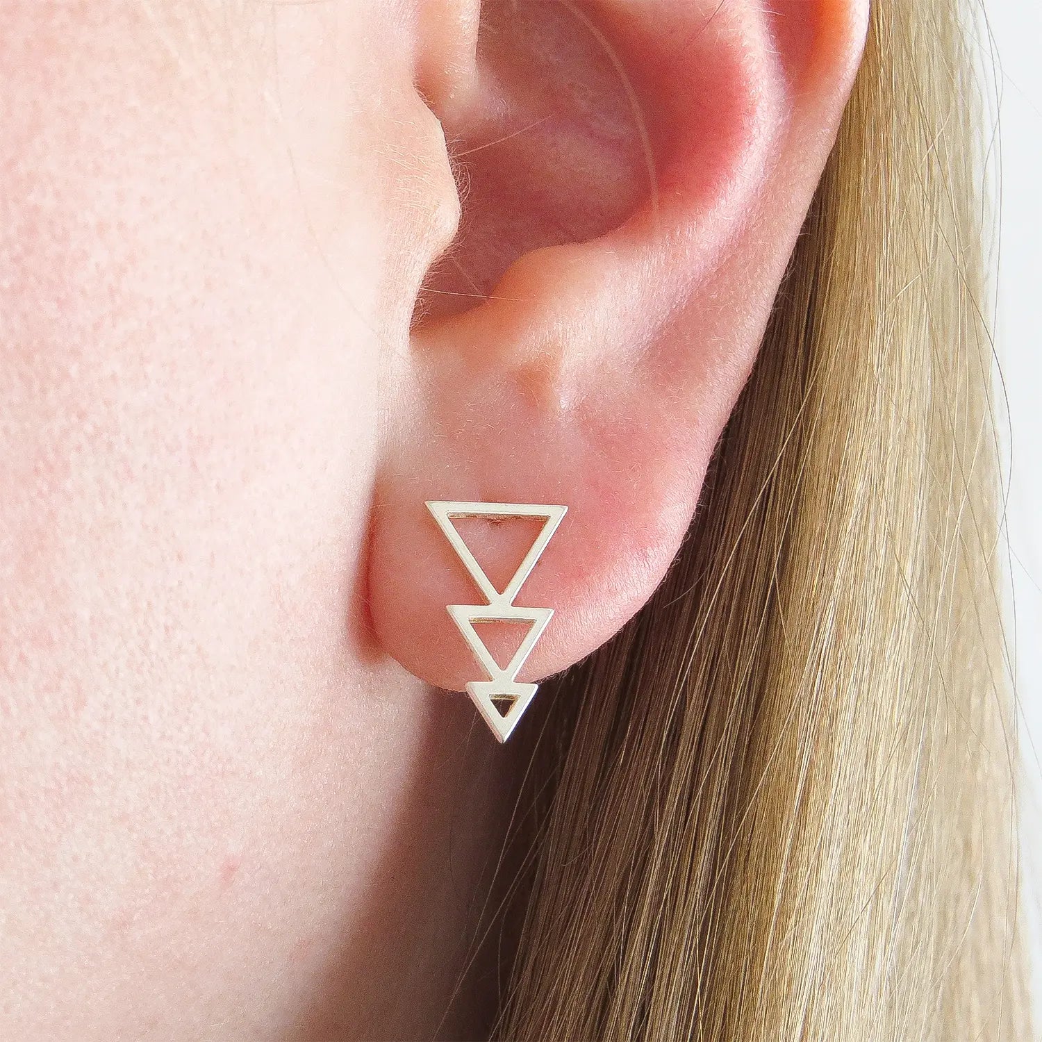 Brinco Três Triângulos