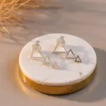 Brinco Três Triângulos