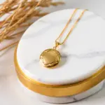 Relicário Redondo Trabalhado